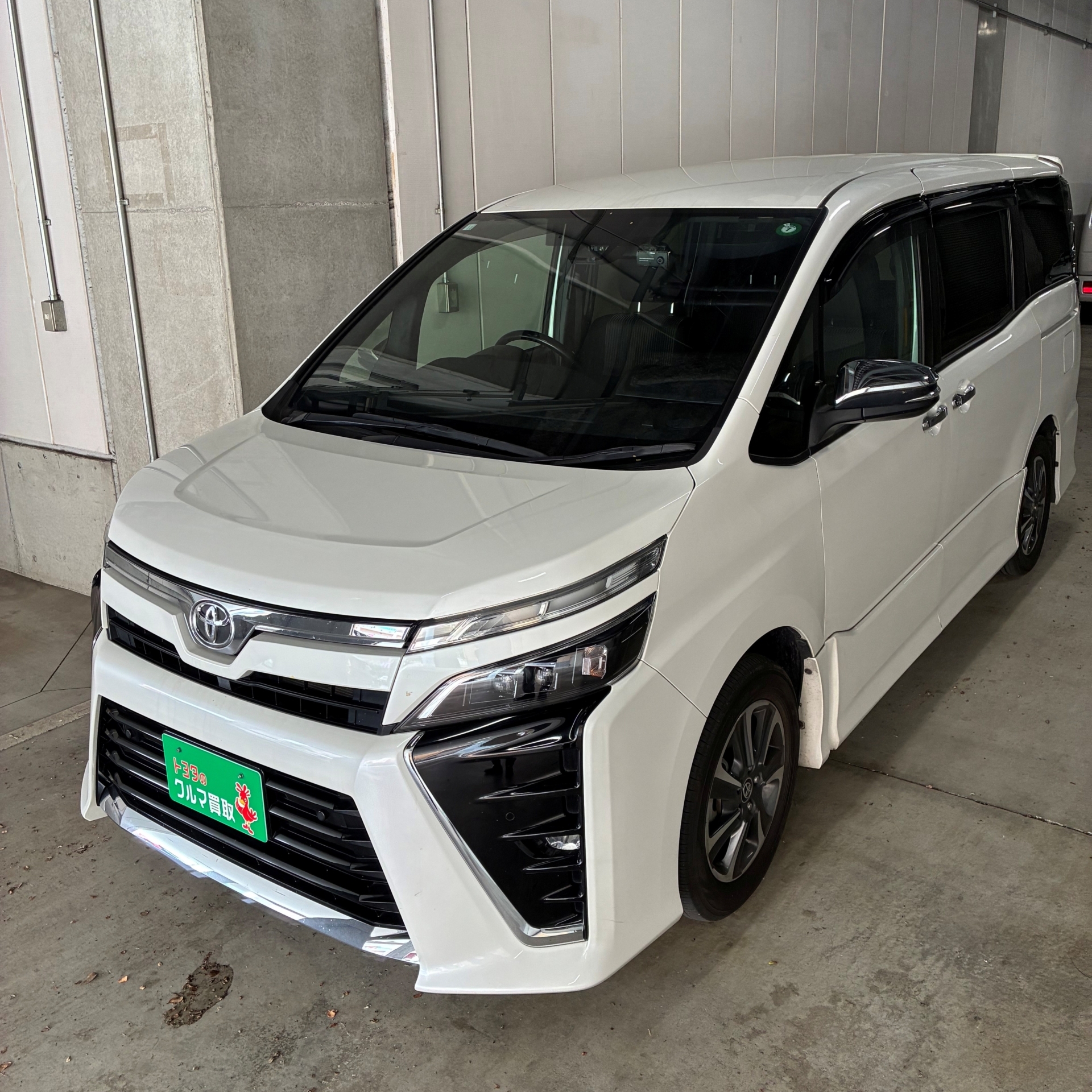 買取実績0607トヨタ ヴォクシー_8